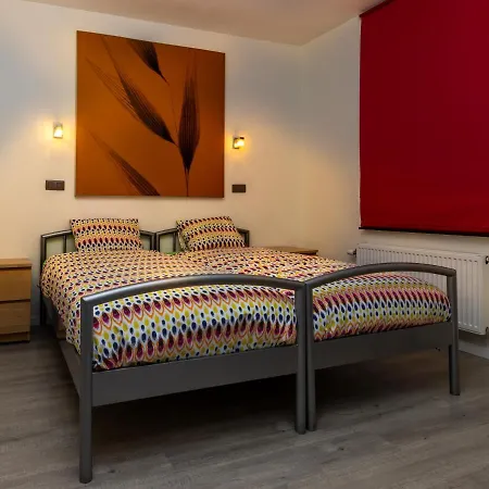 Vakantiewoning Buffalo オーデナールデ